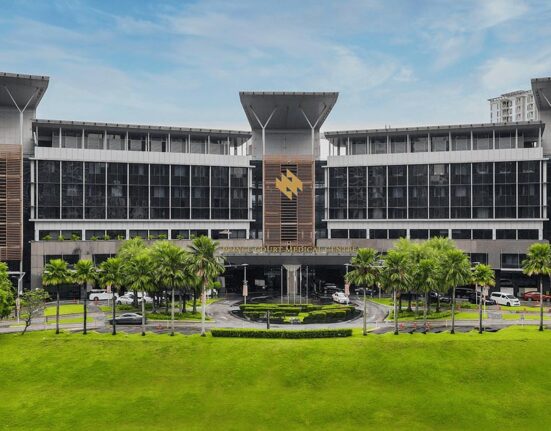 马来西亚太子阁医疗中心的外观