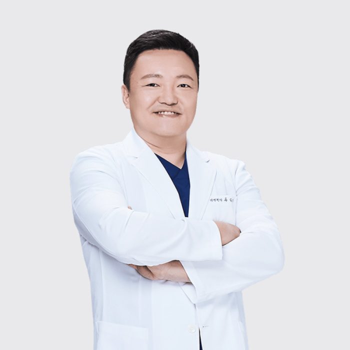 Dr Ik-hee Ryu​ - 韩国眼科医生